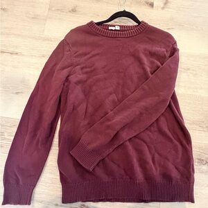 Men's Crewneck Sweater in Burgundy